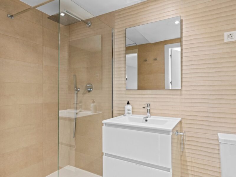 APARTAMENT Z WIDOKIEM NA MORZE